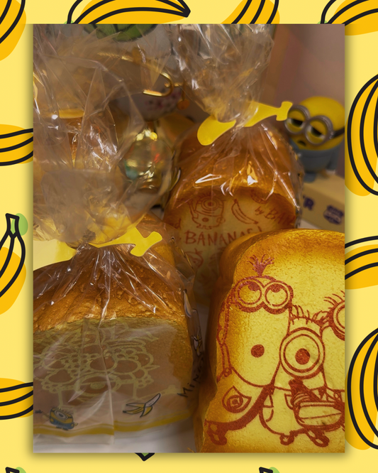 Rare Discontinued Universal Studios Japan Minion Bread Squishy